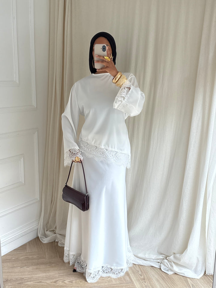 SET SATIN ET DENTELLE BLANC