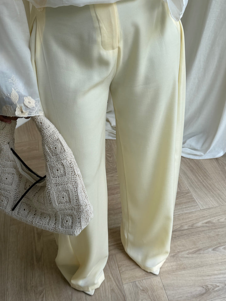 PANTALON LARGE FLUIDE JAUNE