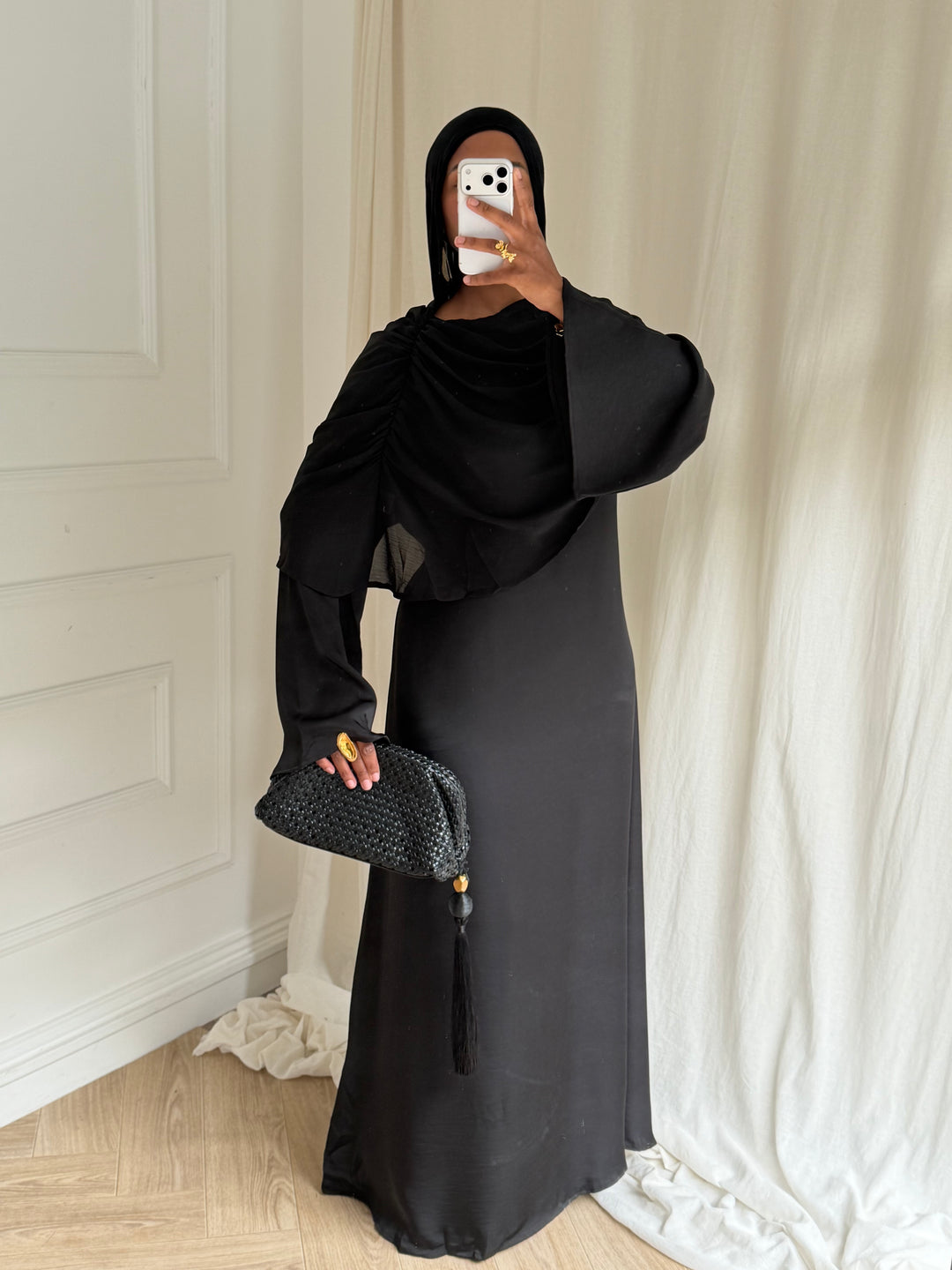 ROBE ÉLYA CAPE NOIRE