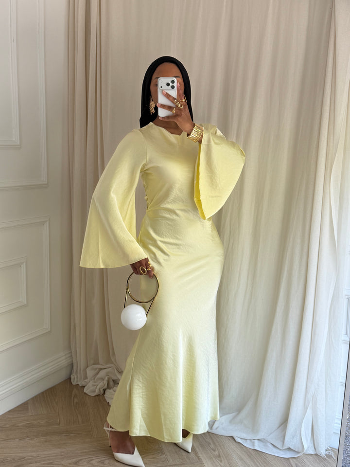 ROBE LONGUE SATIN JAUNE