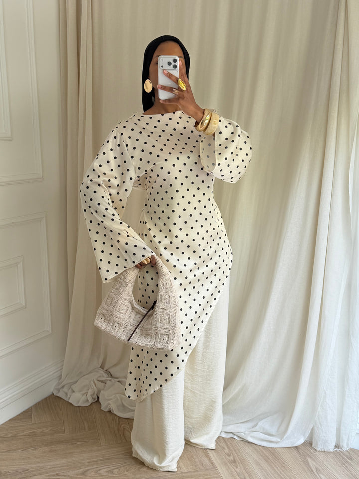BLOUSE LONGUE À POIS BLANCHE