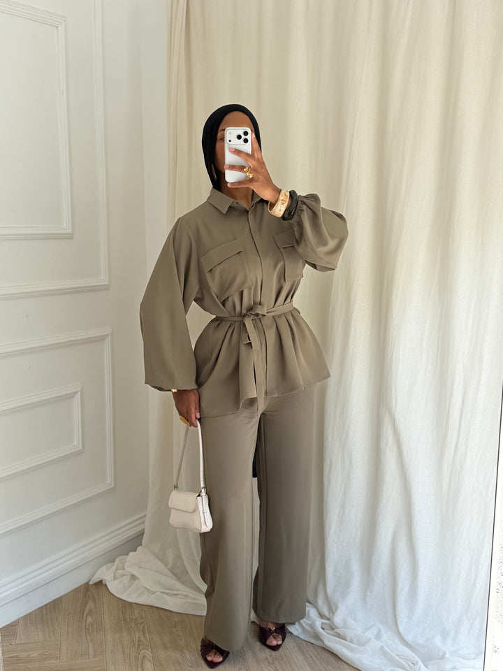 ENSEMBLE MARIYA TAUPE