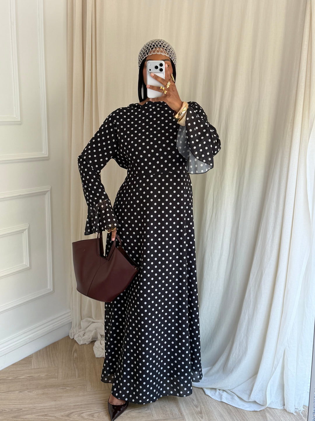 ROBE LONGUE À POIS NOIRE