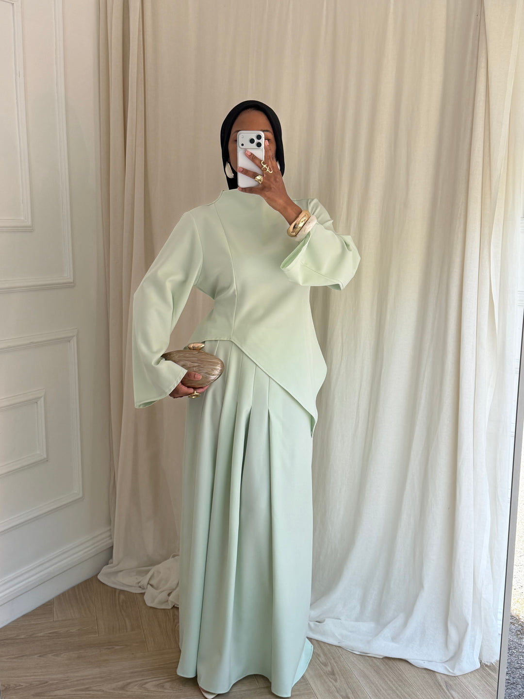 ENSEMBLE ASYMETRIE JUPE VERT PASTEL