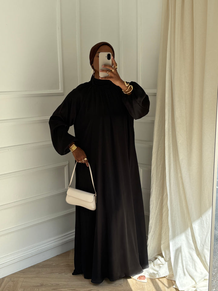 ROBE ESSENCE MANCHES BOUFFANTES NOIRE