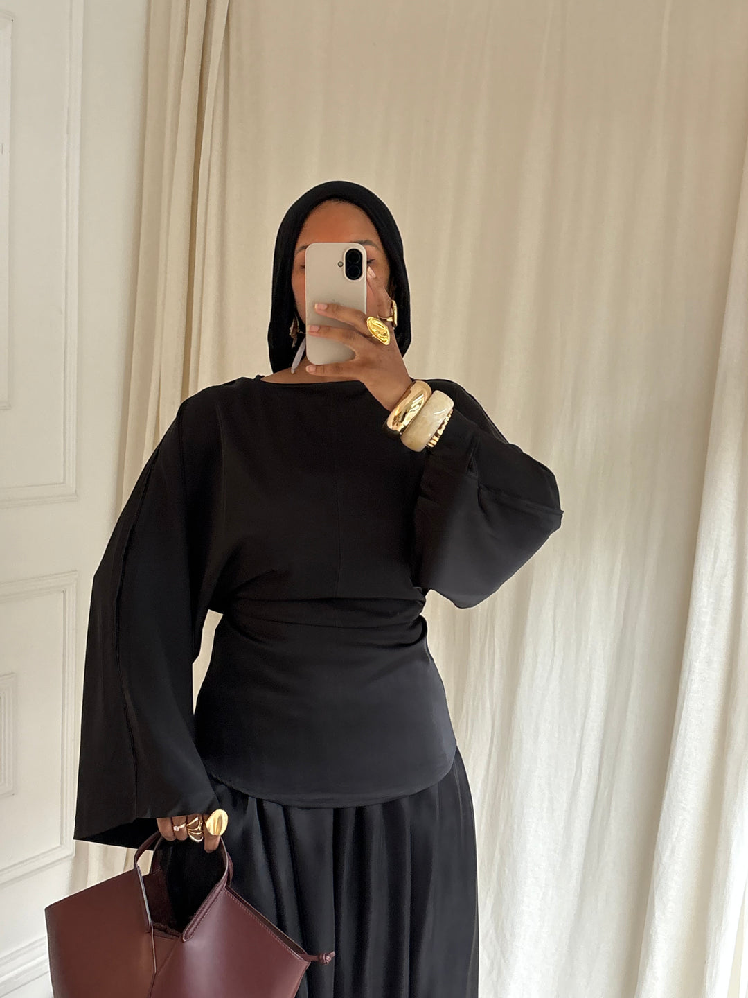 BLOUSE SATIN MANCHES ÉVASÉE NOIRE